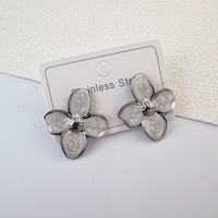 Anting Tusuk Bunga Hati Kerang Bahan Stainless Steel Anti Alergi untuk Wanita