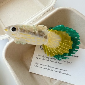 Pince à cheveux en acétate de poisson de la série Ocean, pince requin colorée pour femme, accessoire de coiffure - Product Image 6