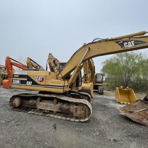 Excavadora de cadenas usada 320BL, buen modelo con bomba de paletas, en venta - Product Image 2