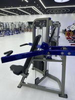 Développez des épaules plus volumineuses avec la machine à presser les épaules ROSEN à charge par poulie pour l'entraînement en salle de sport commerciale
