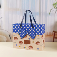 Adorable coffret cadeau pour bébé aux couleurs pastel pour la fête de naissance et les souvenirs