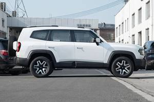 Descuento profundo G318 5 puertas 5 plazas chino New Energy Extended Range SUV mediano y grande para Deep Blue G318 en venta - Product Image 4