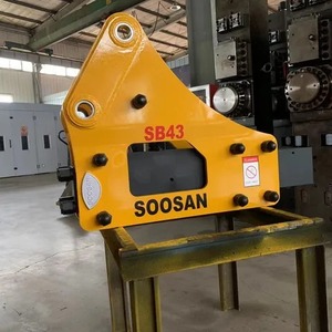 Casse-pierre hydraulique latéral SOOSAN SB43 pour excavatrices de 6 à 9 tonnes, couleur jaune, composants essentiels - Product Image 3
