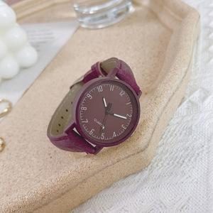 Reloj de Cuarzo para Mujer con Correa de Cuero, Reloj de Pulsera Analógico con Esfera Redonda Minimalista, Reloj de Regalo con Logotipo Personalizado - Product Image 5
