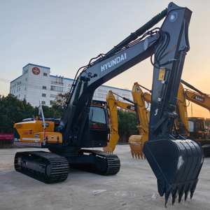 Excavatrice HYUNDAI 220LC-9S d'occasion en bon état, prix compétitif, avec godet de terrassement, économie de carburant, puissance élevée, expédition mondiale - Product Image 1