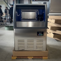 Machine à glaçons commerciale 75 kg/24 h avec auto-nettoyage, production rapide et automatique de glaçons pour la maison, le bar, le café, le restaurant, 110V-240V