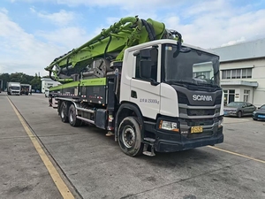 Camión Bomba de Concreto Usado Zoomlion ZLJ5350THBSF de 52m, Chasis Scania 6x4 de 3 Ejes, Pluma de 6 Secciones para Edificios de Gran Altura - Product Image 1