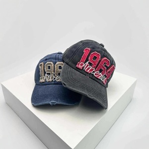 หมวกเบสบอลทรงวินเทจผ้าทวิลล์แบบดิสเทรส 6 แผง ดีไซน์สีทูโทน ปักอักษรแบบติดแพทช์ ปรับขนาดได้ สไตล์แด๊ด - Product Image 2