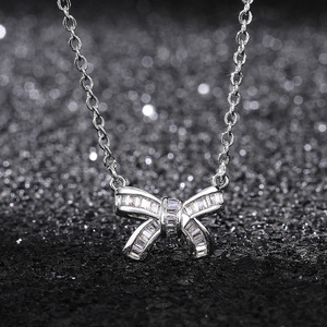 Collana con Ciondolo a Fiocco per Donne, Gioielli Minimalisti alla Moda - Product Image 4