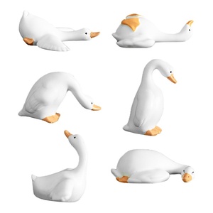 Figura de Ganso Blanco Grande y Relajado de Resina para Micropaisajes, Accesorios de Decoración DIY para Jardinería, Coche y Escritorio, Pequeño y Adorable - Product Image 5