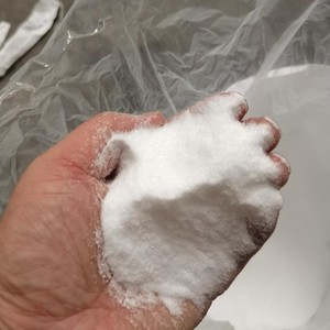 Ácido Oxálico CAS 144-62-7 H2C2O4 Polvo Blanco Grado Industrial 99.6% de Pureza Bolsa de 25 kg Uso - Product Image 2