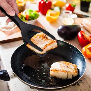 Espátula y Pinza 2 en 1 Multifunción para Huevos, Utensilios de Cocina - Product Image 3