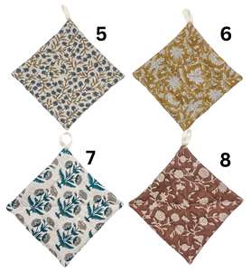 Bloc à main à fleurs de créateur Porte-pot bleu Impression sur polyester/coton Botanique Ferme Rusty Manique Cuisine Cadeau - Product Image 3