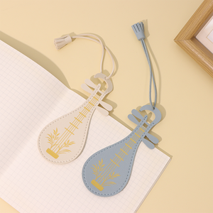RR Chinesisches Pipa-Lesezeichen Klassisches Lesezeichen Traditionelles Instrumentenförmiges PU-Leder-Lesezeichen Seitenmarkierer für Bücherliebhaber - Product Image 4