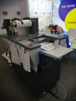 Machine à plastifier automatique H-13 A3 à aspiration d'air pour films en rouleau, plastifieuse thermique avec barre de lustrage pour feuilles et axe pneumatique de 3 pouces
