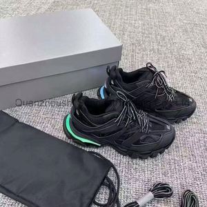 Chaussures de sport tendance en cuir véritable pour le dropshipping – Baskets rétro de créateur célèbres Track 3.0 – Collection Printemps-Hiver - Product Image 4