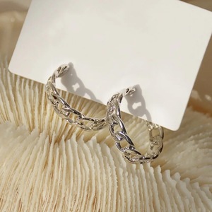 Orecchini a Cerchio Minimalisti con Catena Cava, Semplici Orecchini a Catena con Texture Metallica, Gioielli di Moda di Nicchia, Stile Elegante - Product Image 1