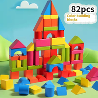 Vente chaude Jouet éducatif pour enfants 82 pièces Blocs de construction en bois pour l'entraînement à la pensée 3D Empilage de formes Jouet cognitif pour enfants