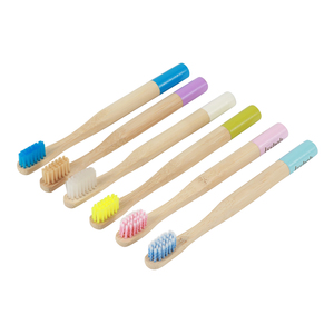 Brosse à dents pour enfants OEM avec poils souples, logo personnalisé, emballage en boîte artisanale pour usage domestique - Product Image 5