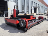 Machine de découpe laser CNC pour tôles et tubes métalliques 6000W avec mandrin rotatif pour acier au carbone et acier inoxydable