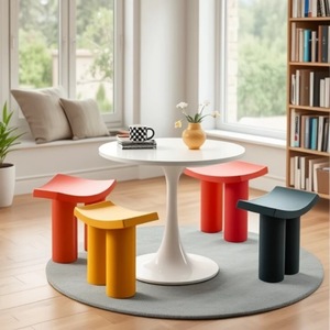 Banco para Cambiar Zapatos con Diseño de Elefante Pequeño para Niños y Adultos, para Uso en el Hogar, Dormitorio, Sala de Estar, Taburete de Plástico Minimalista en Tono Crema - Product Image 1