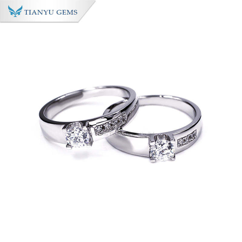 หินสีขาวเงิน