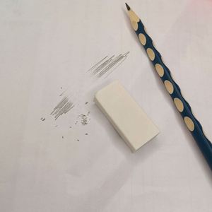 Gommes professionnelles personnalisées en PVC/plastique et TPR pour l'école, le bureau et les promotions - Couleurs personnalisables - Product Image 3