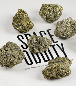 Vente en gros de spécimens de cristal brut de pyrite d'or d'un fou <span class=keywords><strong>roches</strong></span> de minerai métallique naturel pour la collection de minéraux - Product Image 6
