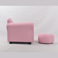 Fauteuil canapé confortable design moderne avec pouf pour la maternelle et le préscolaire pour la chambre à coucher ou le salon