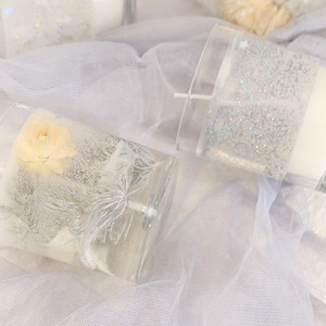 Velas Aromáticas de Lujo Xiangnan con Flores Secas en Botellas de Vidrio - Regalo para el Día de la Madre, Larga Duración de 3 a 5 Años, Sin Olor Excesivo - Product Image 3