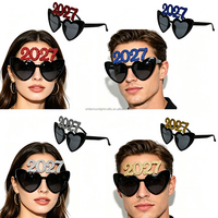Lunettes de soleil en forme de cœur avec paillettes 2027, lunettes amusantes et originales pour le compte à rebours du Nouvel An, accessoires photo pour fête