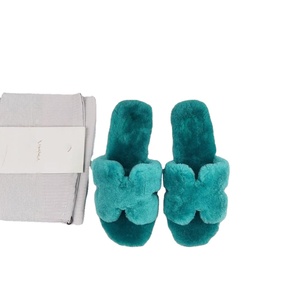 2026 HHome Versión Coreana Estilo Hada Terciopelo Peludo Casual Punta Puntiaguda Mujer Exterior Otoño Invierno Cálidos Novedad Internet - Product Image 4