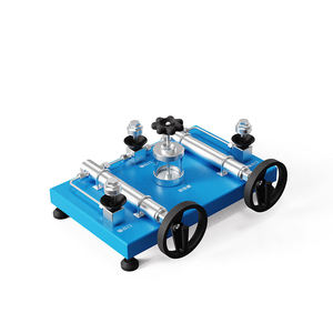 YH160TW Best Price Hot Selling Manual Pressure <strong>Calibration</strong> Pump Pressure <strong>Comparator</strong> for Precision Gauge and Transmitter Testing - Product Image 3
