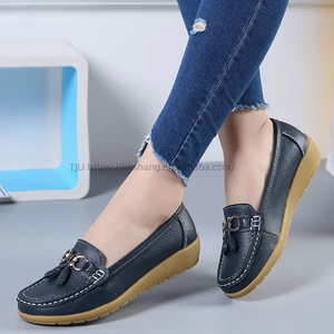 Summer Hollow Women's New Leather Flats Single-Layer <b>Soft</b> Sole Wedge Hole <b>Shoes</b> for Middle-Aged & Elderly Moms - Product Image 3