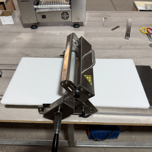 Machine <span class=keywords><strong>à</strong></span> <span class=keywords><strong>pâte</strong></span> électrique pliable de bureau, source directe fabricant, pour la formation de feuilles de <span class=keywords><strong>pâte</strong></span> <span class=keywords><strong>feuilletée</strong></span> et de fonds de tartelettes aux œufs - Product Image 6