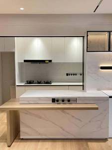 Ensemble complet d'armoires de cuisine modernes en bois massif personnalisées de haute qualité pour une conception de cuisine luxueuse - Product Image 3