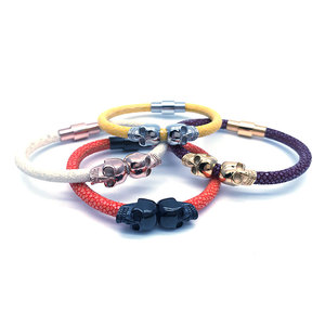 Bracelet en cuir de luxe unisexe ODIAN, design tête de requin punk plaqué or multicolore - Product Image 5