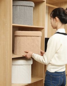 Otomana Plegable de Almacenamiento 38*38*36cm, Reposapiés Redondo con Asiento Acolchado de Espuma Gruesa - Product Image 1