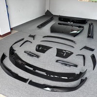 Kit carrosserie complet Rolls Royce Spectre Upgrade M-style en fibre de carbone sèche, finition noir brillant, diffuseurs avant/arrière, jupes latérales