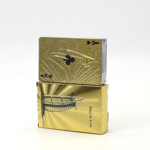 พิมพ์ไพ่แบบกำหนดเอง ไพ่โป๊กเกอร์เคลือบพลาสติก PVC สีทอง กันน้ำ ไพ่กระดาษเคลือบพลาสติก ไพ่ยูโร 500 สีทอง - Product Image 2