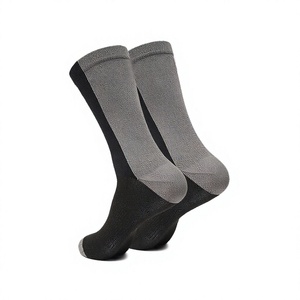 Chaussettes ras du cou pour femmes, couleur unie, mélange de coton respirant, pour l'été, sport, usage quotidien, tricotées, style classique, conception personnalisée, OEM - Product Image 1