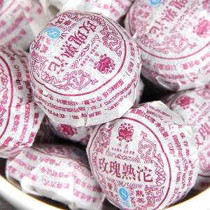 Vente en gros <span class=keywords><strong>de</strong></span> thé Tuocha à l'arôme <span class=keywords><strong>de</strong></span> <span class=keywords><strong>rose</strong></span> |   Mini paquet <span class=keywords><strong>de</strong></span> thé Pu'er à la <span class=keywords><strong>rose</strong></span>, 500g, mini paquet individuel, thé sain - Product Image 1