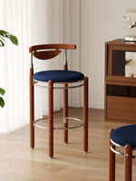 Tabourets de bar hauts en bois massif en gros, provenant d'une usine chinoise, chaises de comptoir modernes et minimalistes, parfaites à associer avec des tables de bar