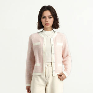 Женский трикотажный кардиган из натуральной шерсти, с круглым вырезом и 100% - Product Image 4