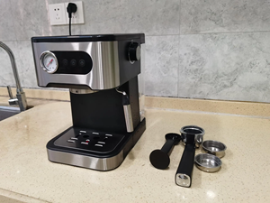 Máy pha cà phê Espresso gia dụng bán tự động kiểu Ý tạo bọt sữa cho khách sạn và xe hơi - Product Image 6