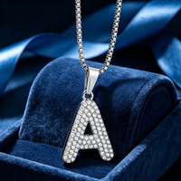 Pendentif en acier inoxydable avec zircons dorés PVD, lettres anglaises 26, résistant à la transpiration, collier avec pendentif initial A-Z, bijoux de luxe léger