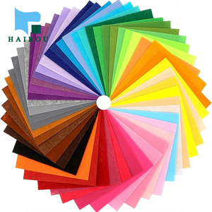 Rouleaux de tissu non tissé Motifs teints en croix Pochette d'aiguille non tissée colorée unie Feutre non tissé - Product Image 1