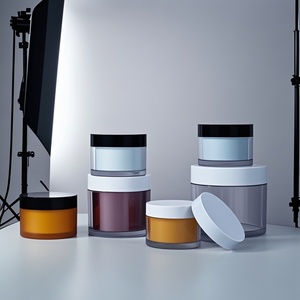 Tarro de plástico PET de pared gruesa Sweet Cosmetics de 4oz, 5oz, 6oz, transparente, para bálsamo limpiador, con tapas negras mate para discos de limpieza facial. - Product Image 2