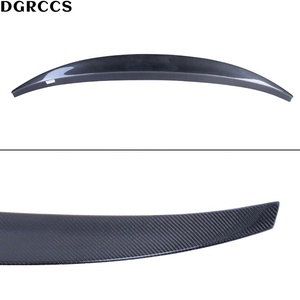 สปอยเลอร์หลังคาร์บอนไฟเบอร์ทรง Sedan สำหรับ A6 C7 ปี 2012-2015 ทำจากคาร์บอนไฟเบอร์ - Product Image 3