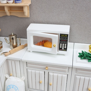 Accessoires pour maison <span class=keywords><strong>de</strong></span> poupée 1:12, mini-meubles <span class=keywords><strong>de</strong></span> cabane DIY, four à micro-ondes exquis, ornements <span class=keywords><strong>de</strong></span> <span class=keywords><strong>cuisine</strong></span> en bois - Product Image 4